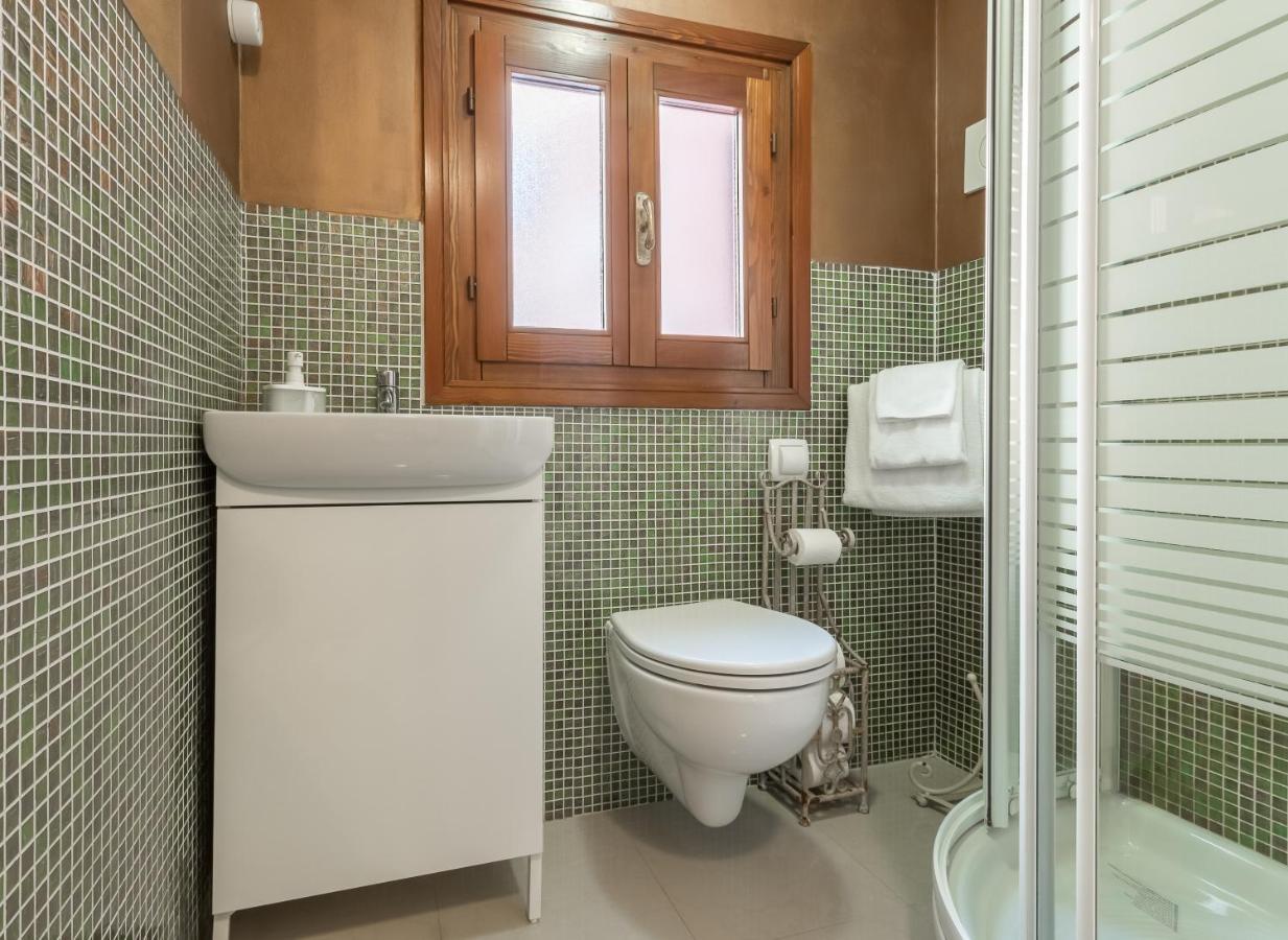 Ca' Falier Blue - 10 Min From Train And Bus Station Apartment Venice